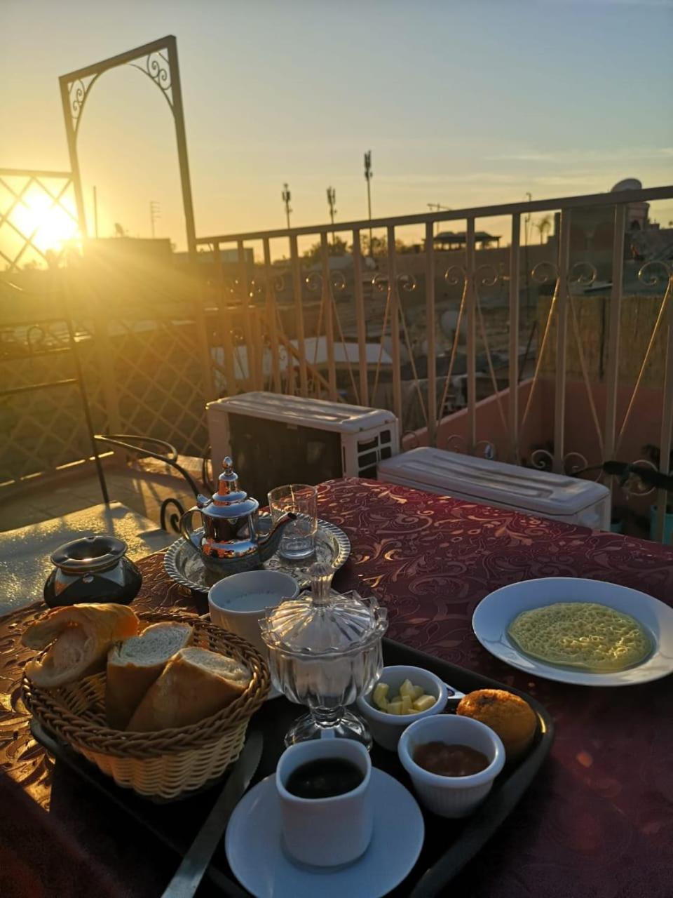 El Boussouni Hostel مراكش المظهر الخارجي الصورة